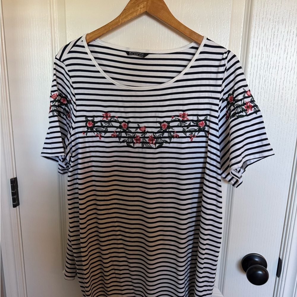 BloomChic Black & White Striped Top with Floral Detail - Picture 2 of 4